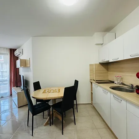 Horizon 18 'б' Apartment *